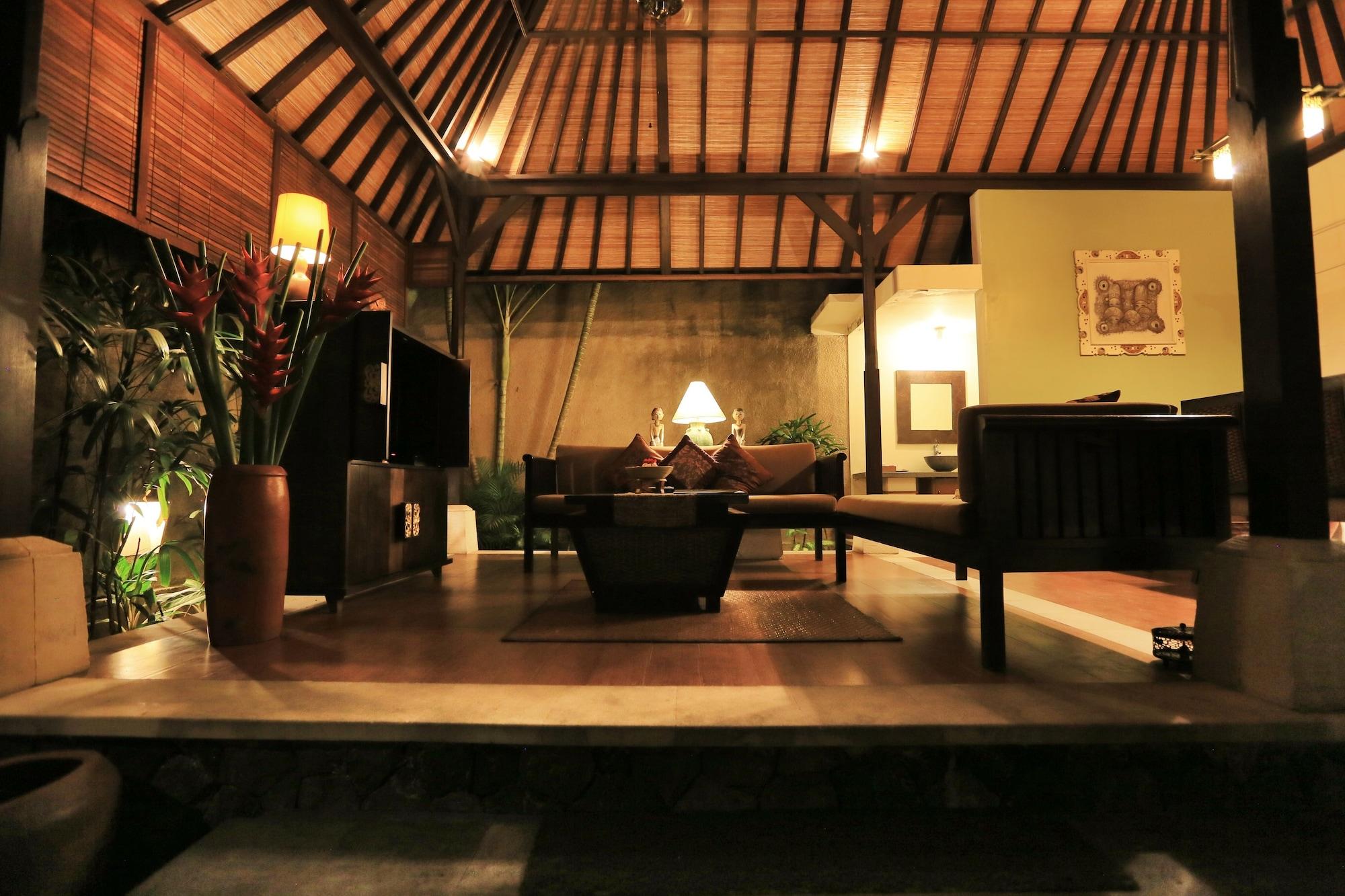 The Sanyas Suite Seminyak Exterior foto