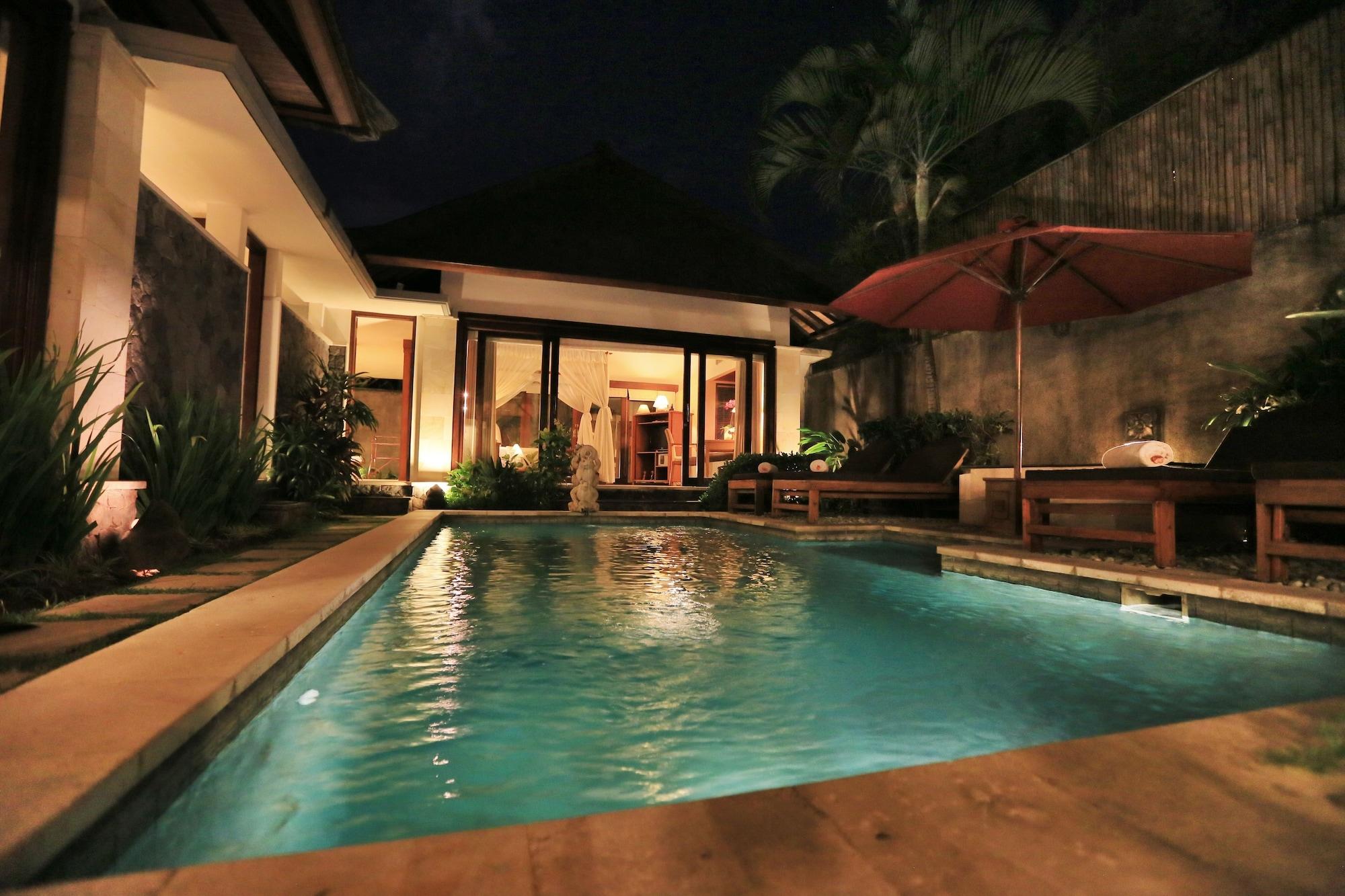 The Sanyas Suite Seminyak Exterior foto