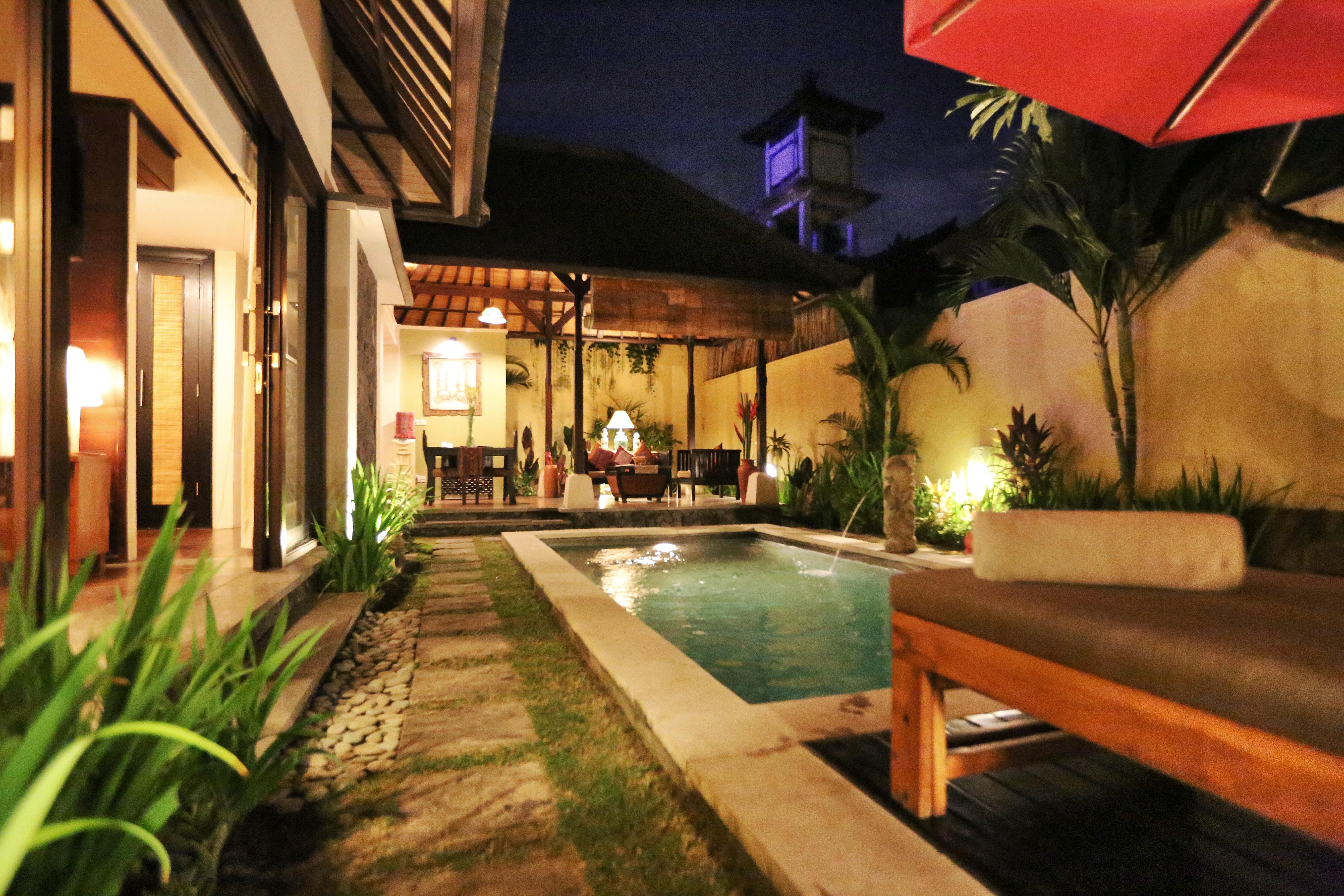 The Sanyas Suite Seminyak Exterior foto