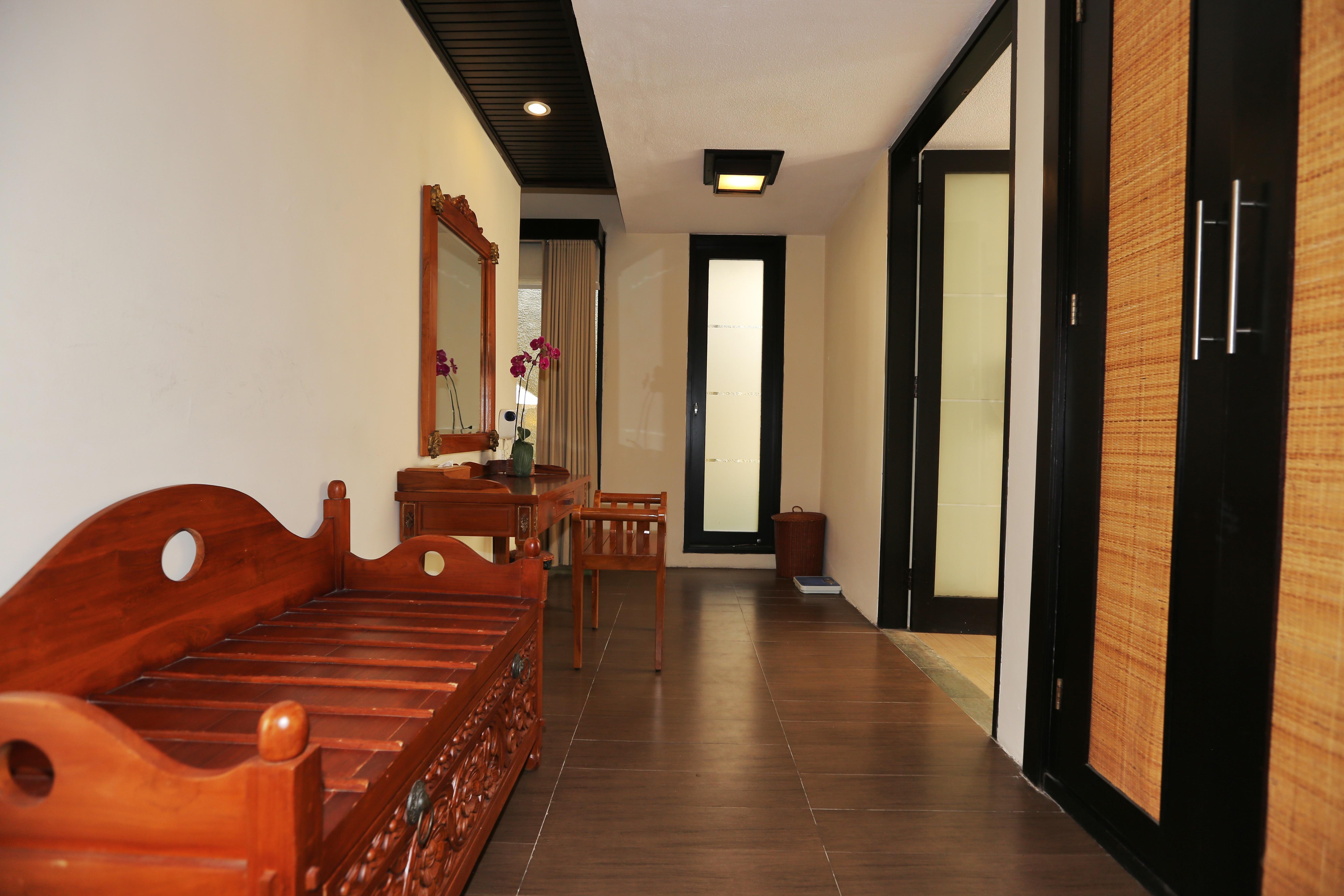 The Sanyas Suite Seminyak Exterior foto